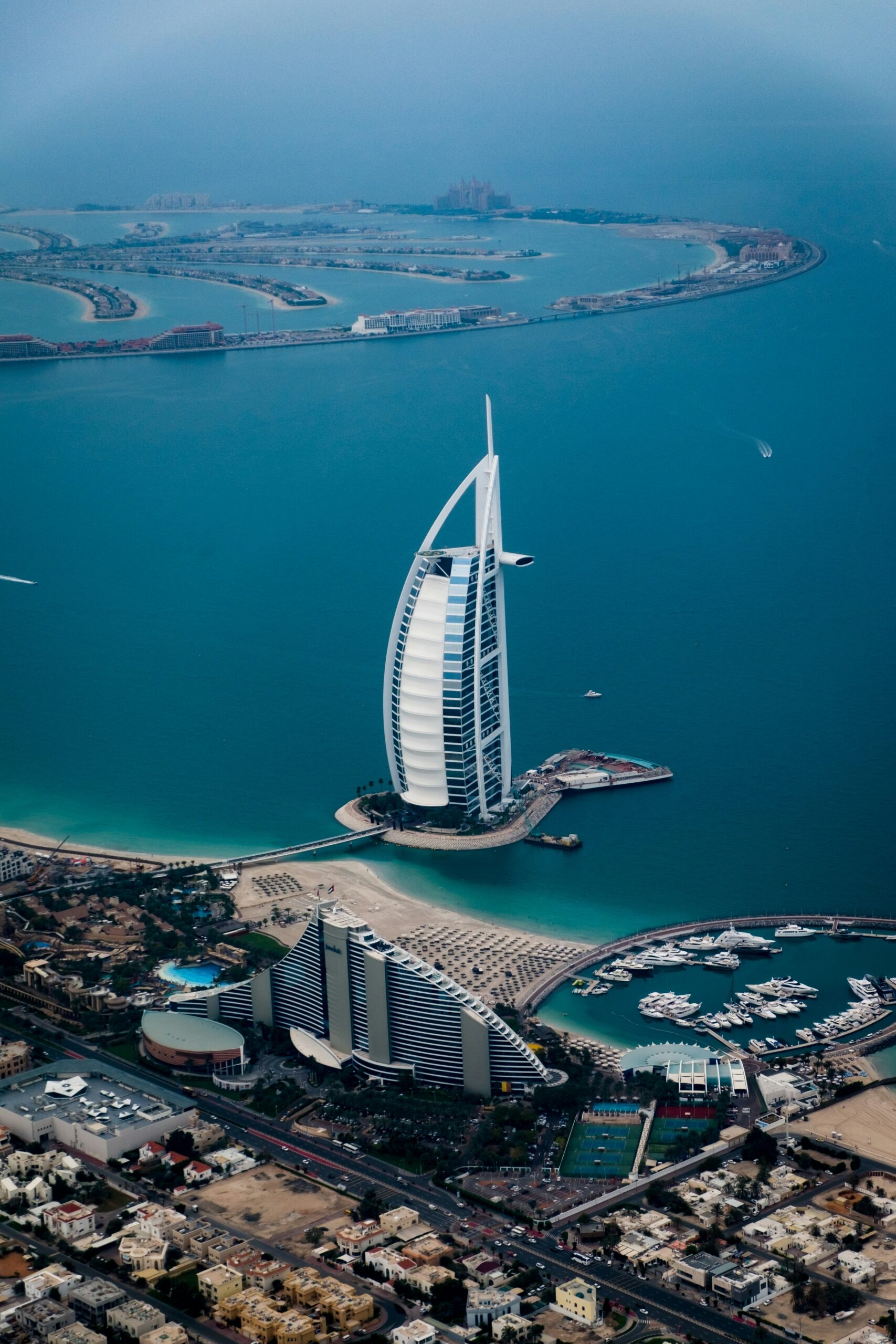 Burj Al Arab coastline view for Dubai yacht tours
